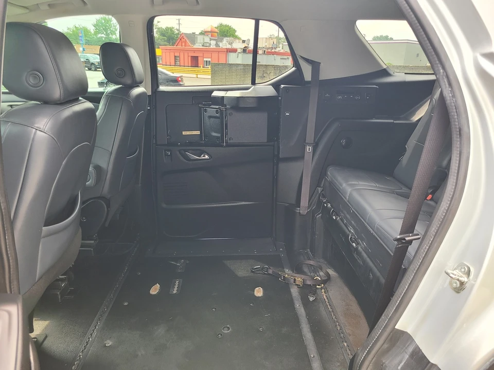 2021 Chevrolet Traverse - Image 11 of 21