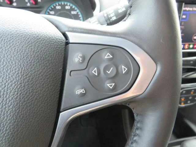 2021 Chevrolet Traverse - Image 17 of 21
