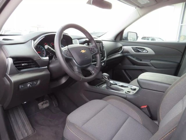 2021 Chevrolet Traverse - Image 10 of 12
