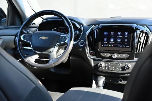 2021 Chevrolet Traverse - Image 15 of 21