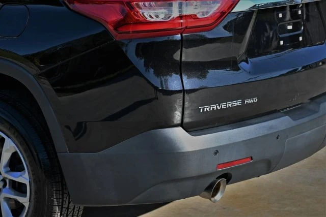2021 Chevrolet Traverse - Image 9 of 21