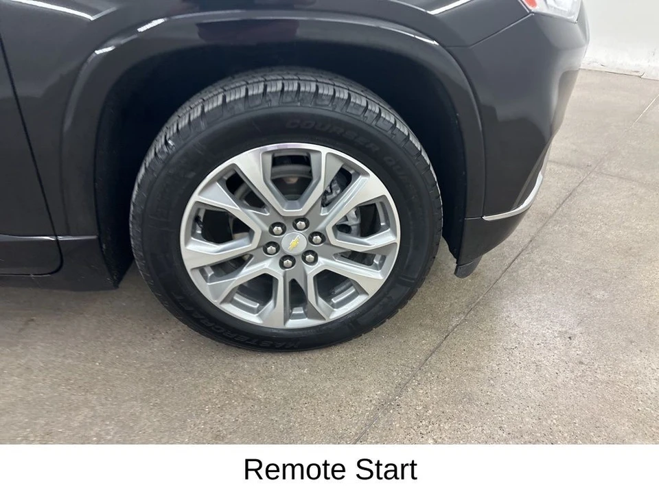 2021 Chevrolet Traverse - Image 16 of 21