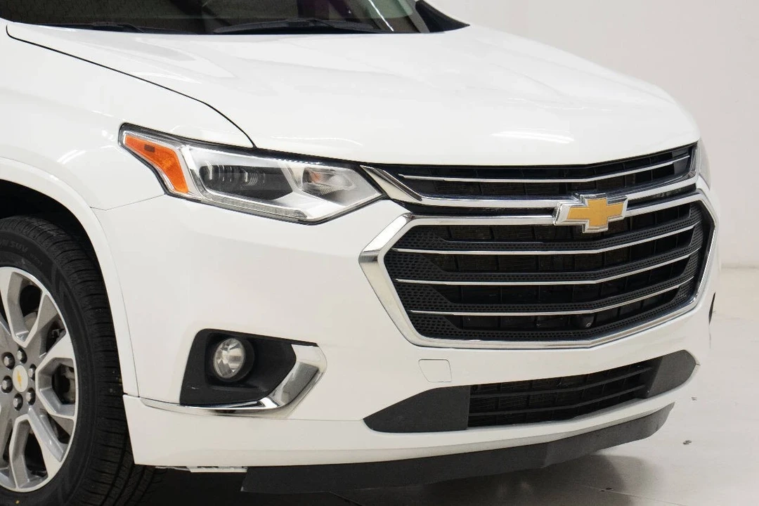 2021 Chevrolet Traverse - Image 9 of 12