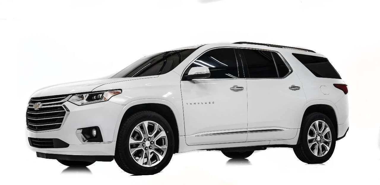 2021 Chevrolet Traverse - Image 2 of 21