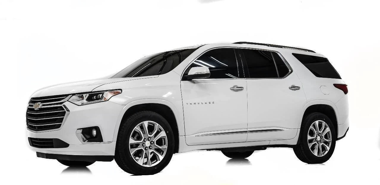 2021 Chevrolet Traverse - Image 2 of 21