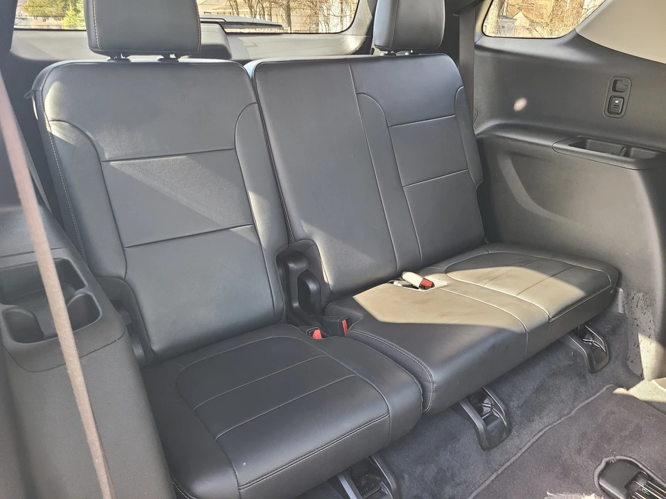 2021 Chevrolet Traverse - Image 15 of 21
