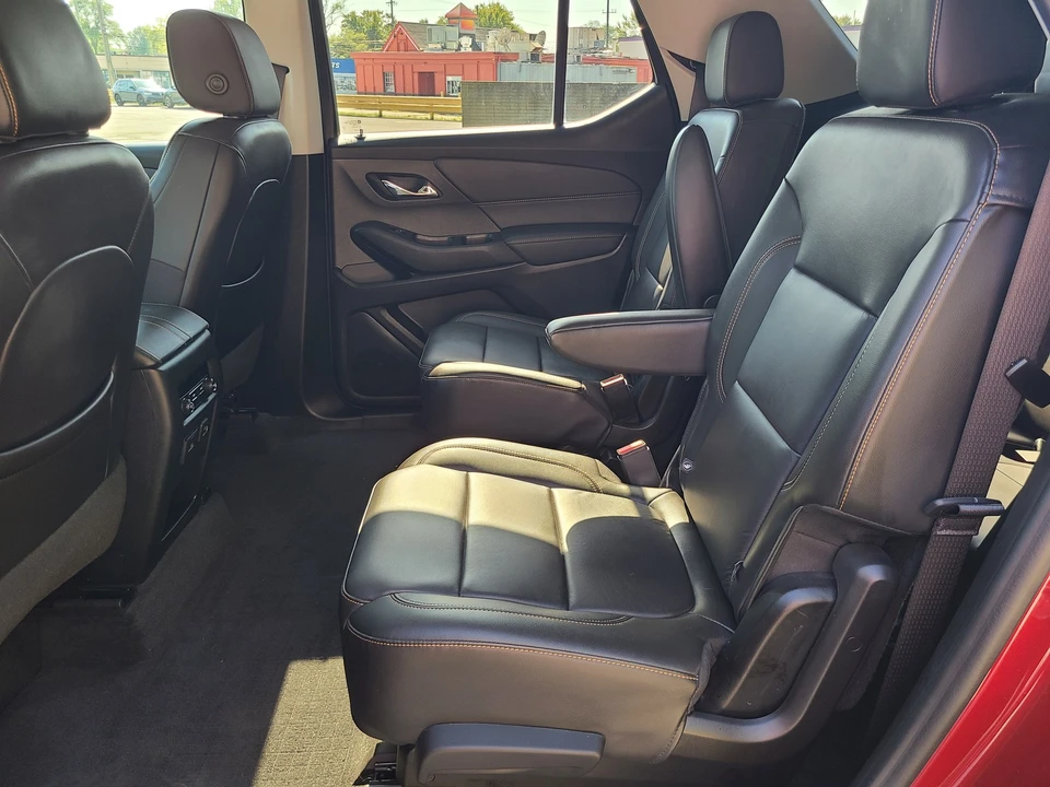 2021 Chevrolet Traverse - Image 11 of 21