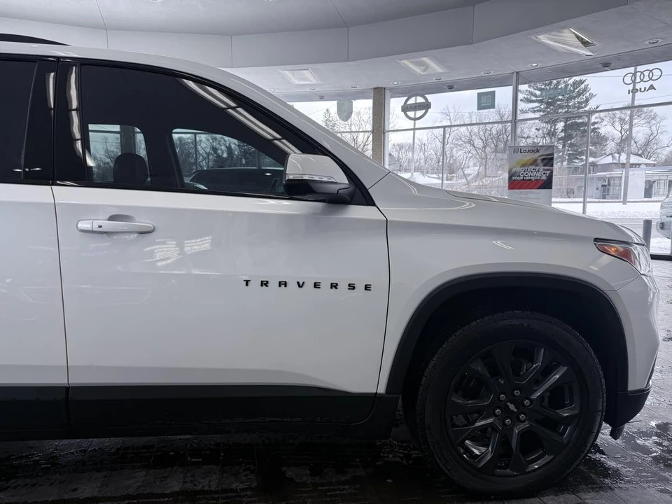 2021 Chevrolet Traverse - Image 4 of 12
