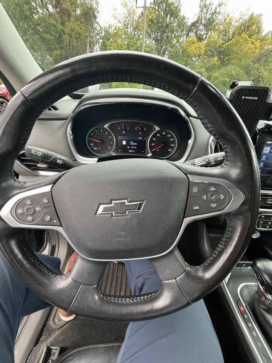 2021 Chevrolet Traverse - Image 8 of 12