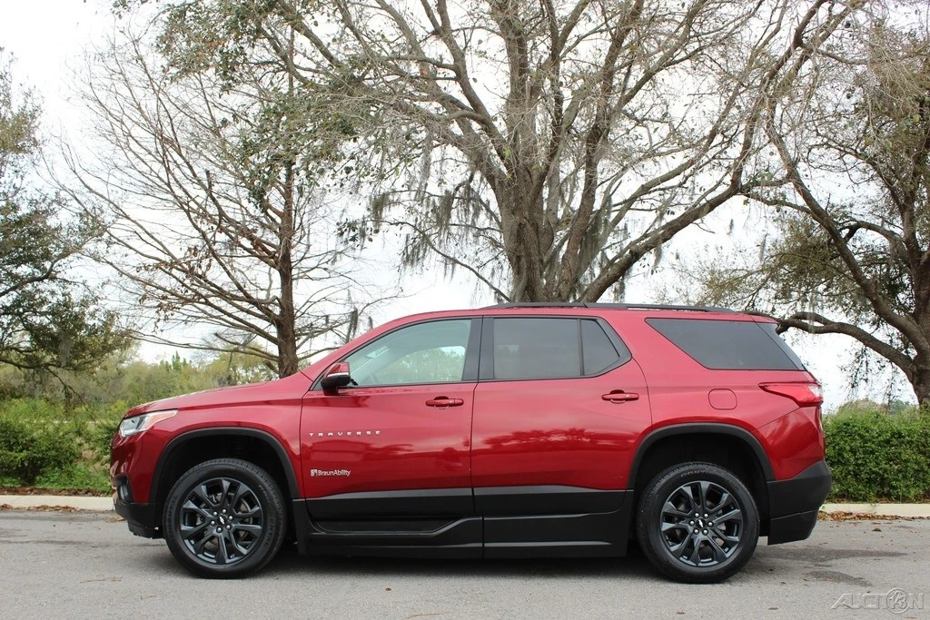 2021 Chevrolet Traverse - Image 7 of 12