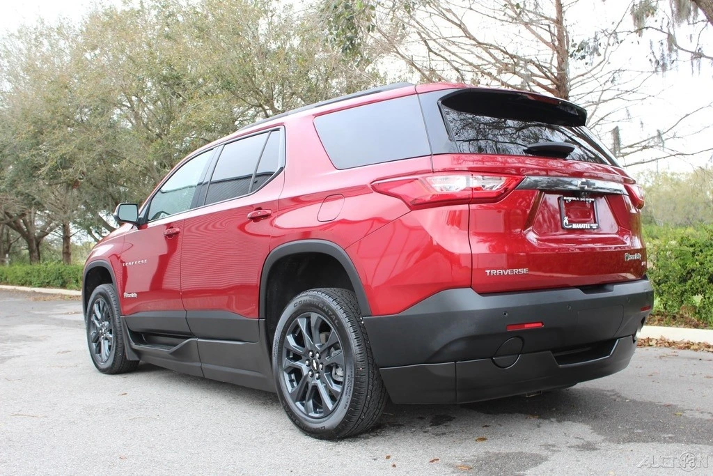 2021 Chevrolet Traverse - Image 8 of 12