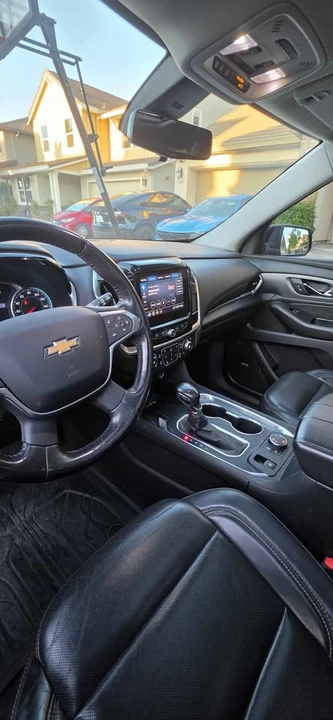 2021 Chevrolet Traverse - Image 6 of 13