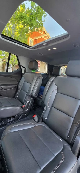 2021 Chevrolet Traverse - Image 9 of 13