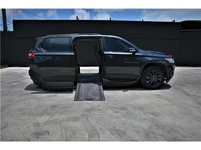 2021 Chevrolet Traverse - Image 14 of 21