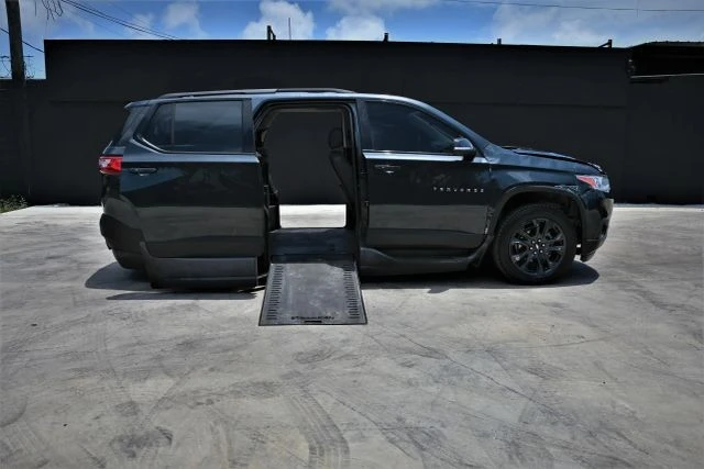 2021 Chevrolet Traverse - Image 14 of 21