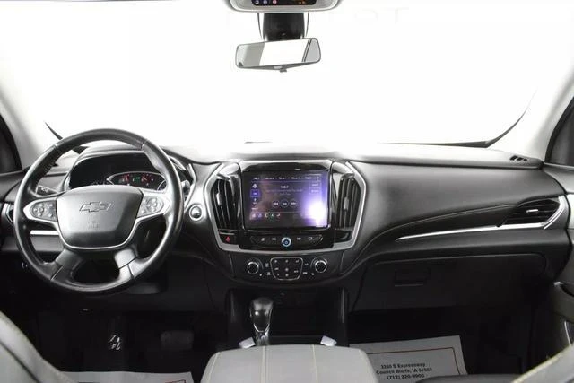 2021 Chevrolet Traverse - Image 11 of 21