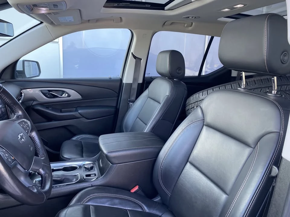 2021 Chevrolet Traverse - Image 4 of 6
