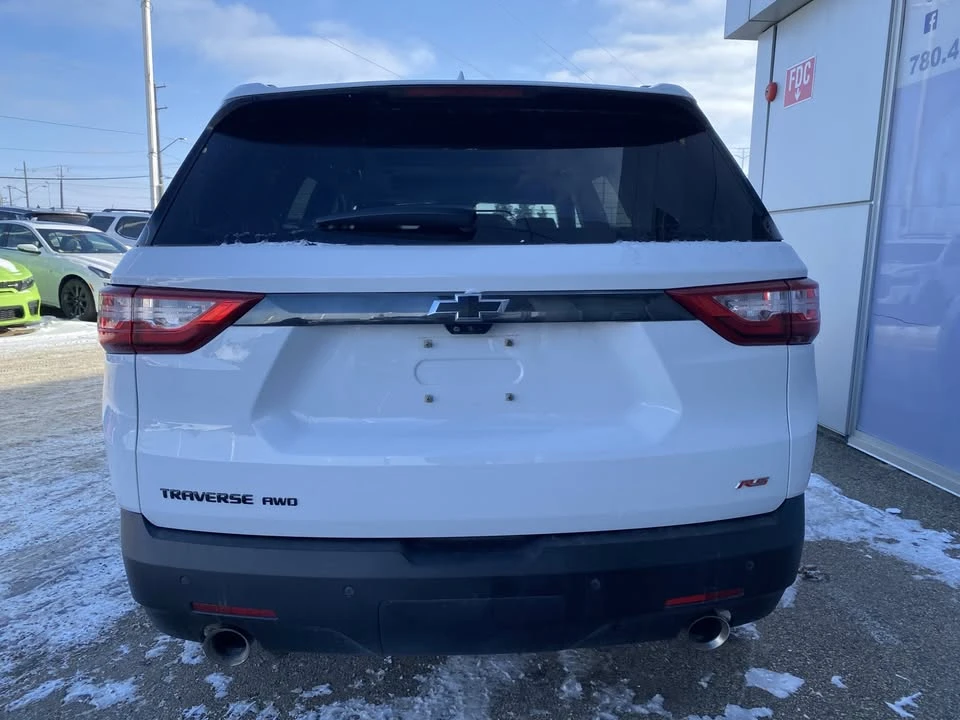 2021 Chevrolet Traverse - Image 2 of 6