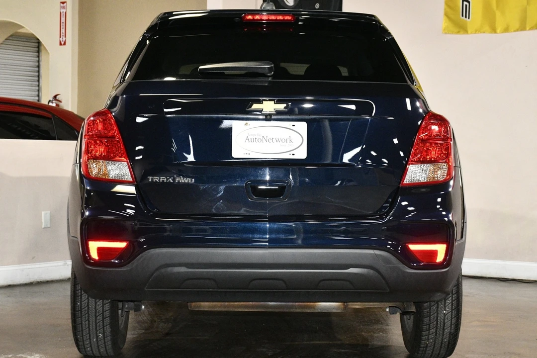 2021 Chevrolet Trax - Image 2 of 12