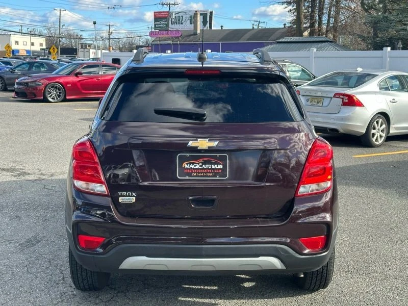 2021 Chevrolet Trax - Image 8 of 12