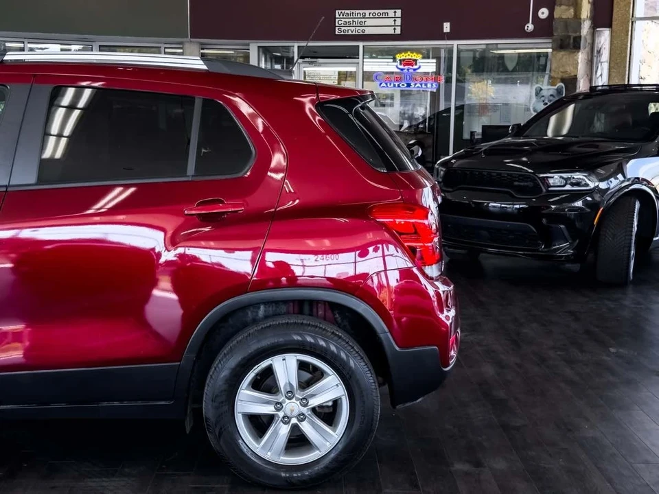 2021 Chevrolet Trax - Image 6 of 12
