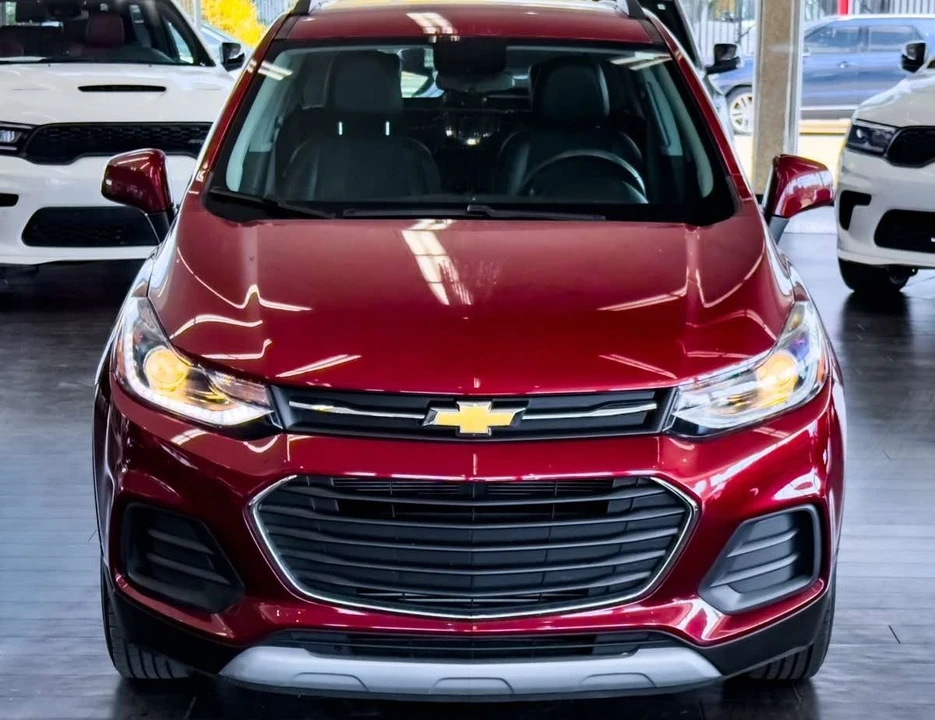 2021 Chevrolet Trax - Image 2 of 12