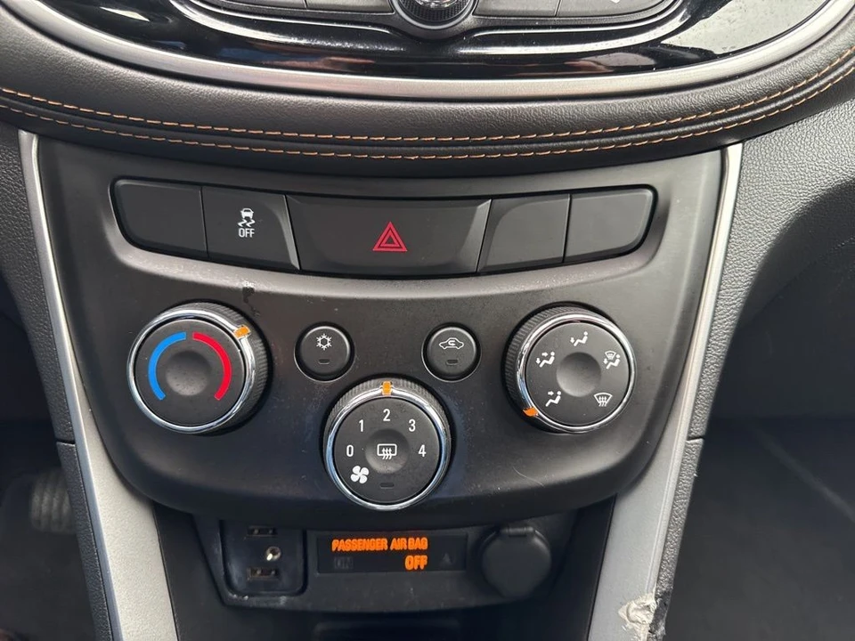 2021 Chevrolet Trax - Image 17 of 21