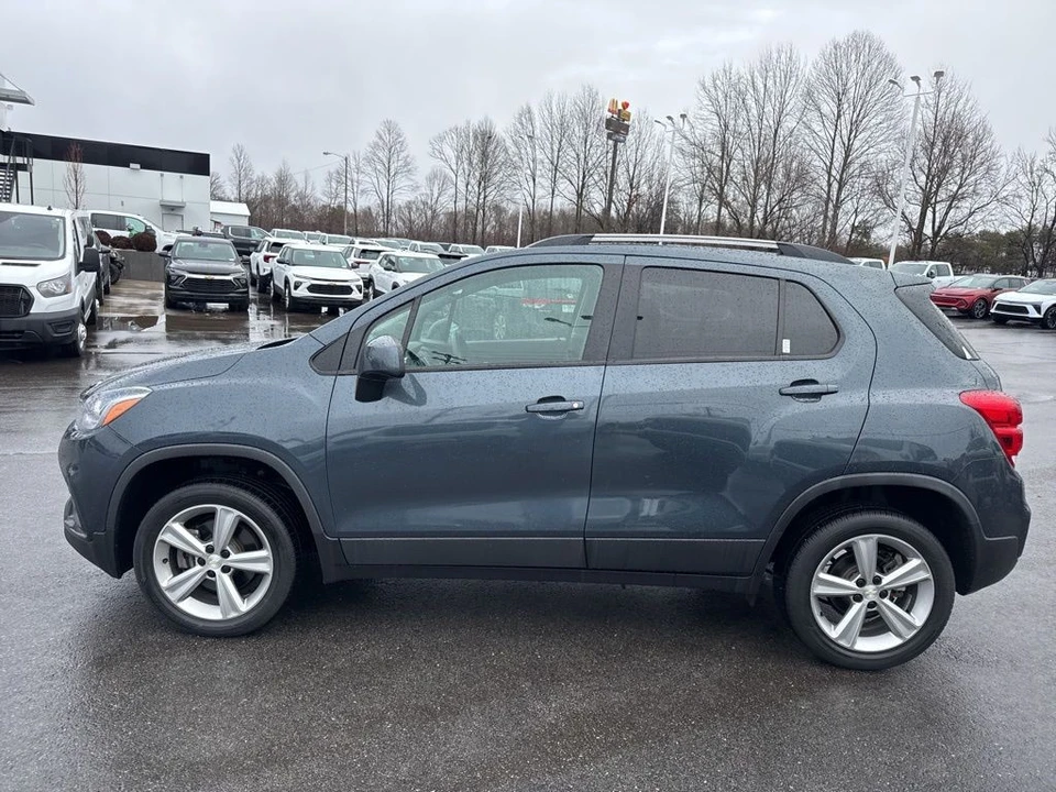 2021 Chevrolet Trax - Image 2 of 21