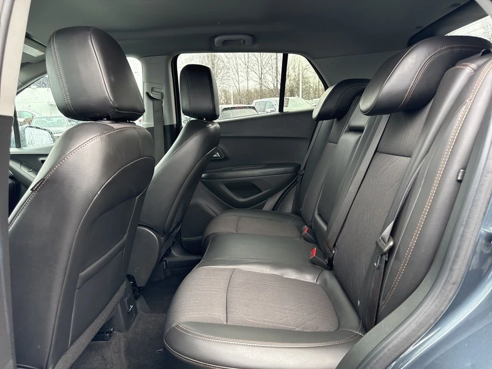 2021 Chevrolet Trax - Image 10 of 21