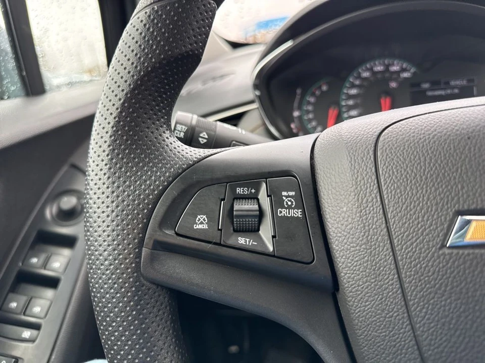 2021 Chevrolet Trax - Image 13 of 21