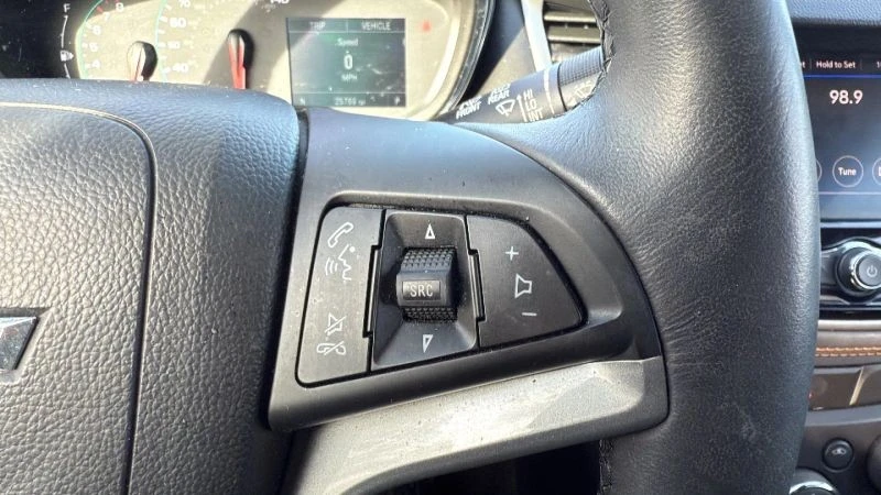 2021 Chevrolet Trax - Image 11 of 12