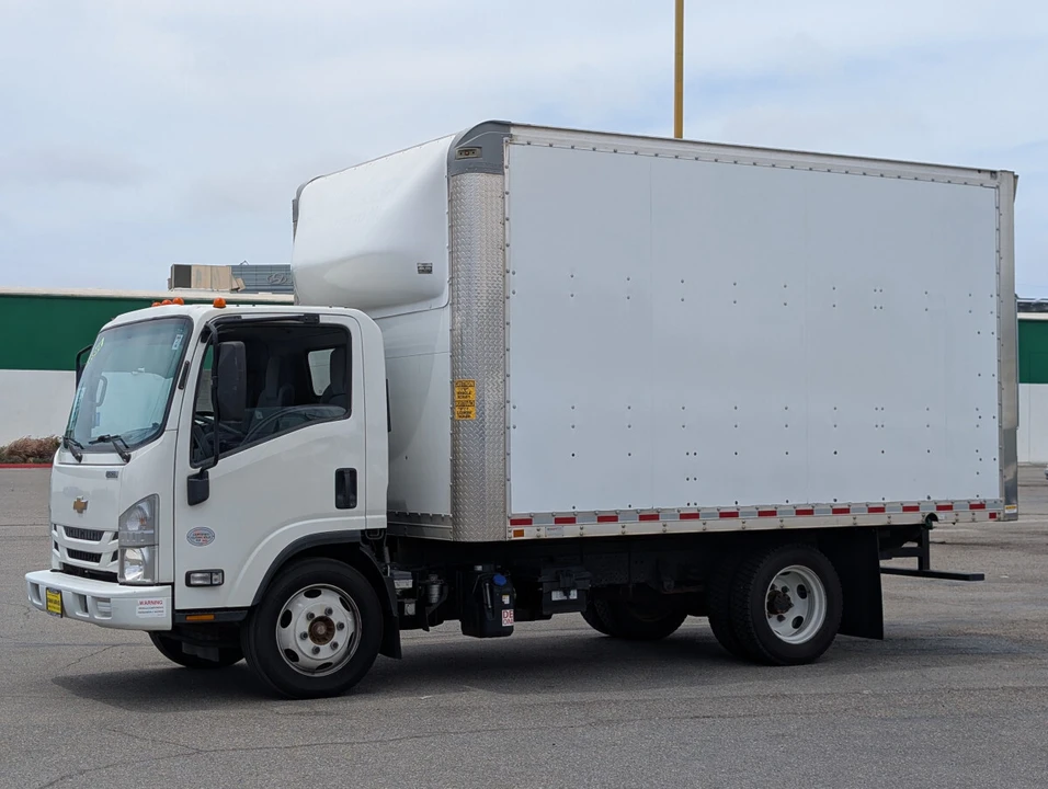 2021 Chevrolet - Image 2 of 21