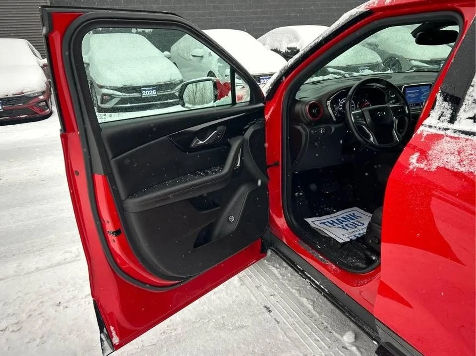 2021 Chevrolet Blazer - Image 8 of 17