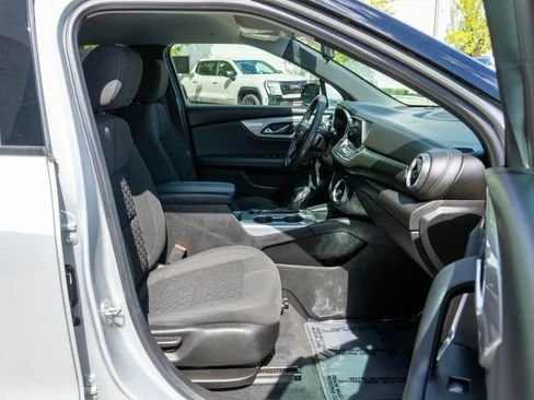 2021 Chevrolet Blazer - Image 10 of 20