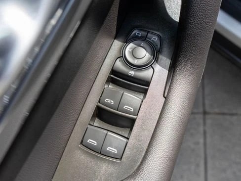 2021 Chevrolet Blazer - Image 16 of 20