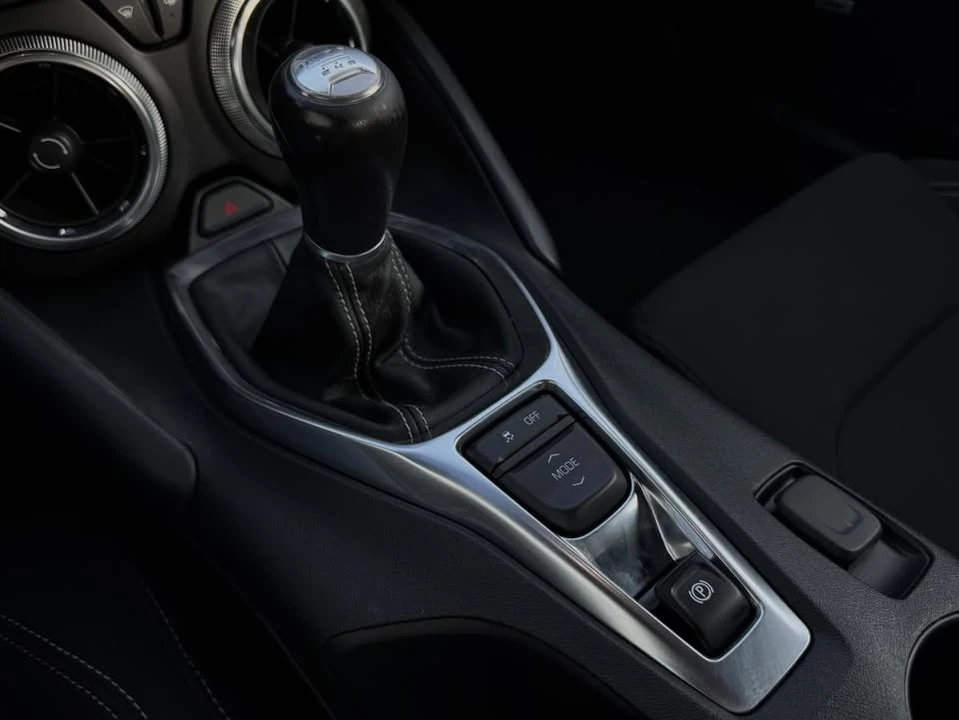 2021 Chevrolet Camaro 6th Gen - Image 10 of 20