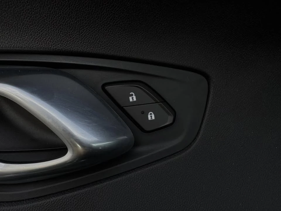 2021 Chevrolet Camaro 6th Gen - Image 8 of 20