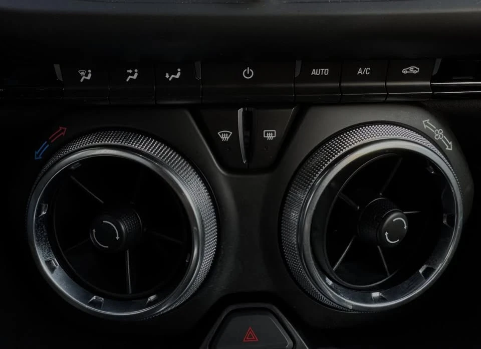 2021 Chevrolet Camaro 6th Gen - Image 11 of 20