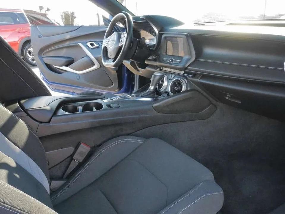 2021 Chevrolet Camaro 6th Gen - Image 9 of 12