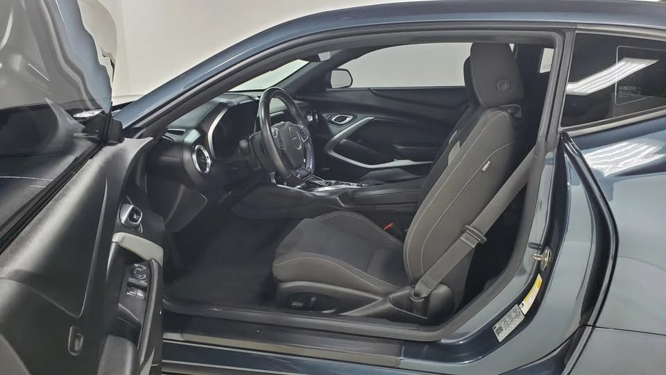 2021 Chevrolet Camaro 6th Gen - Image 15 of 20
