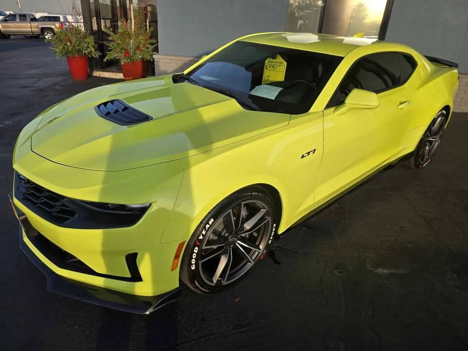 2021 Chevrolet Camaro 6th Gen - Image 2 of 8