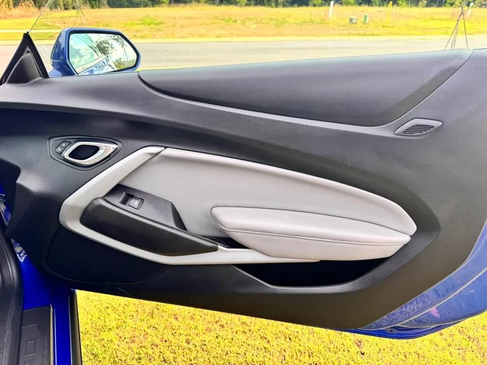 2021 Chevrolet Camaro 6th Gen - Image 13 of 16