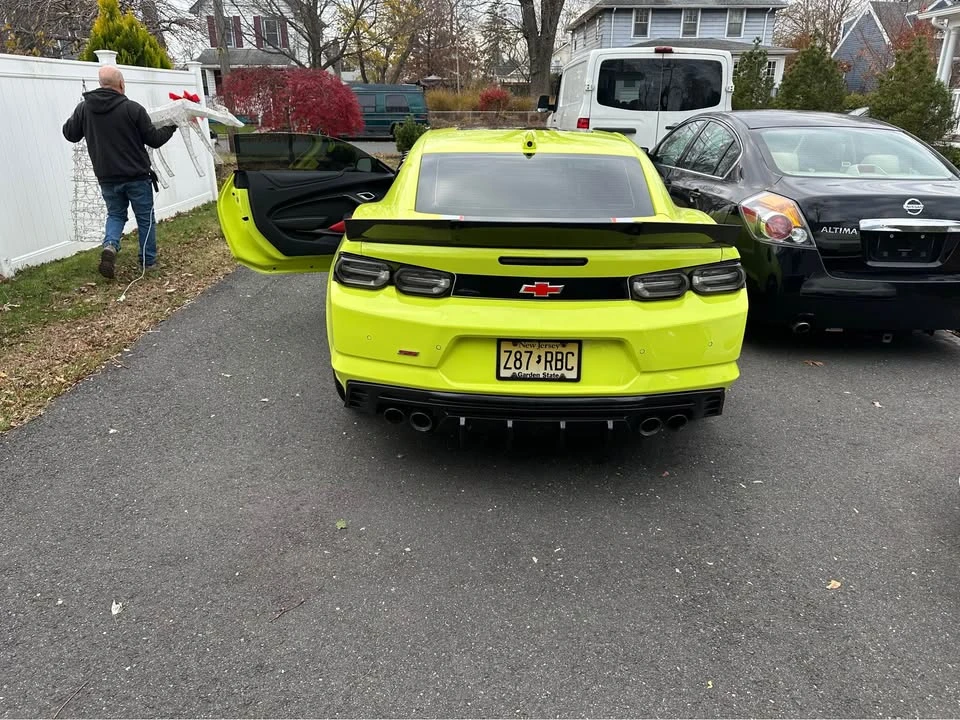 2021 Chevrolet Camaro SS 6th Gen - Image 2 of 7