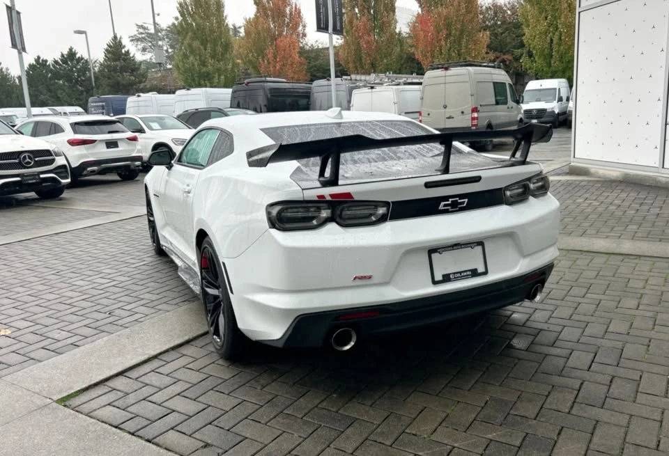 2021 Chevrolet Camaro 6th Gen - Image 2 of 14