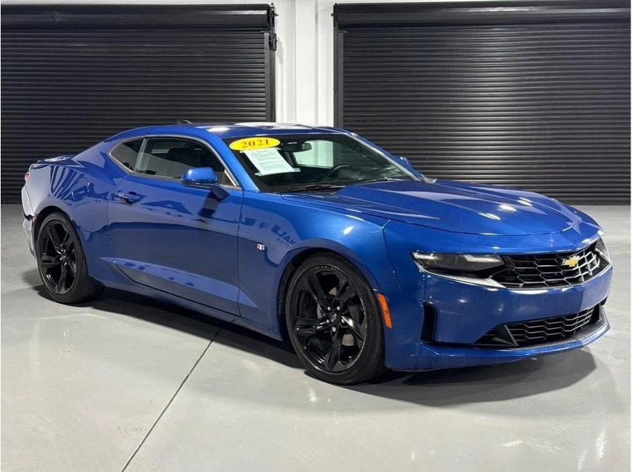 2021 Chevrolet Camaro 6th Gen - Image 2 of 5