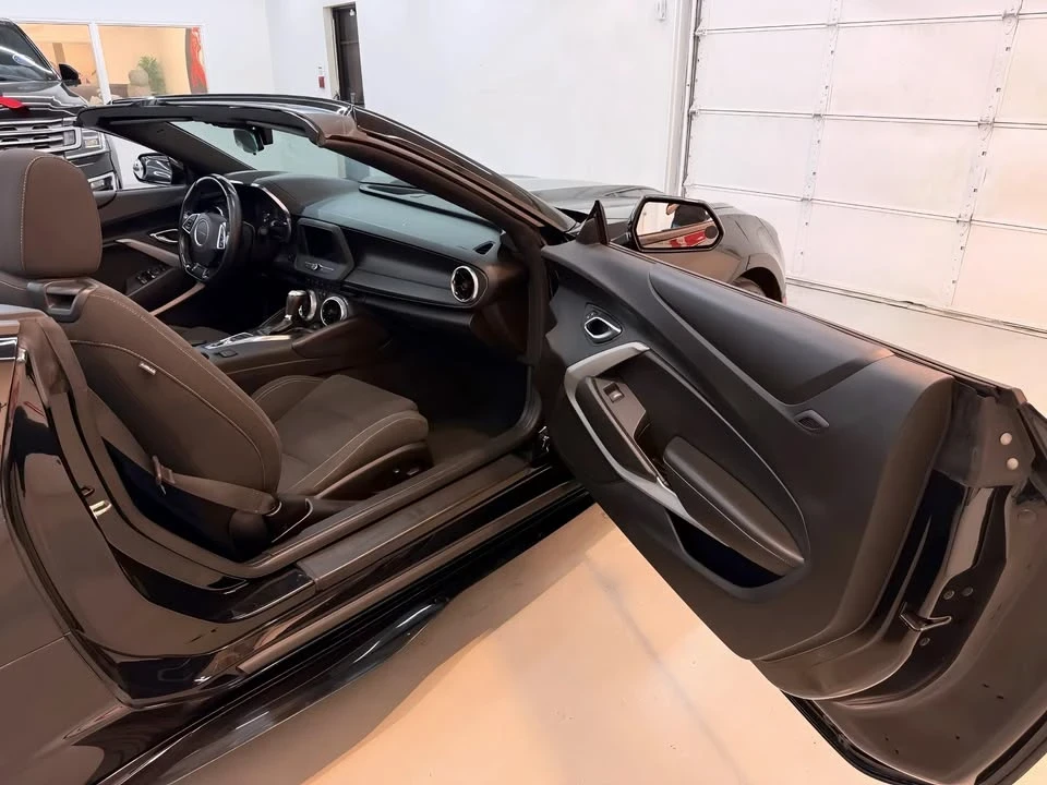 2021 Chevrolet Camaro 6th Gen - Image 17 of 19