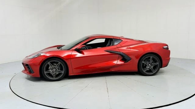 2021 Chevrolet Corvette C8 - Image 2 of 20