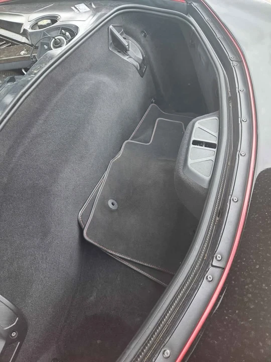 2021 Chevrolet Corvette C8 - Image 18 of 20