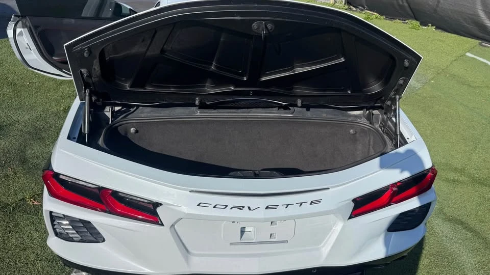 2021 Chevrolet Corvette C8 - Image 16 of 18
