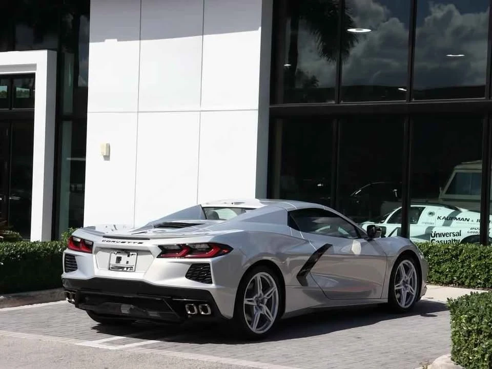 2021 Chevrolet Corvette C8 - Image 3 of 11